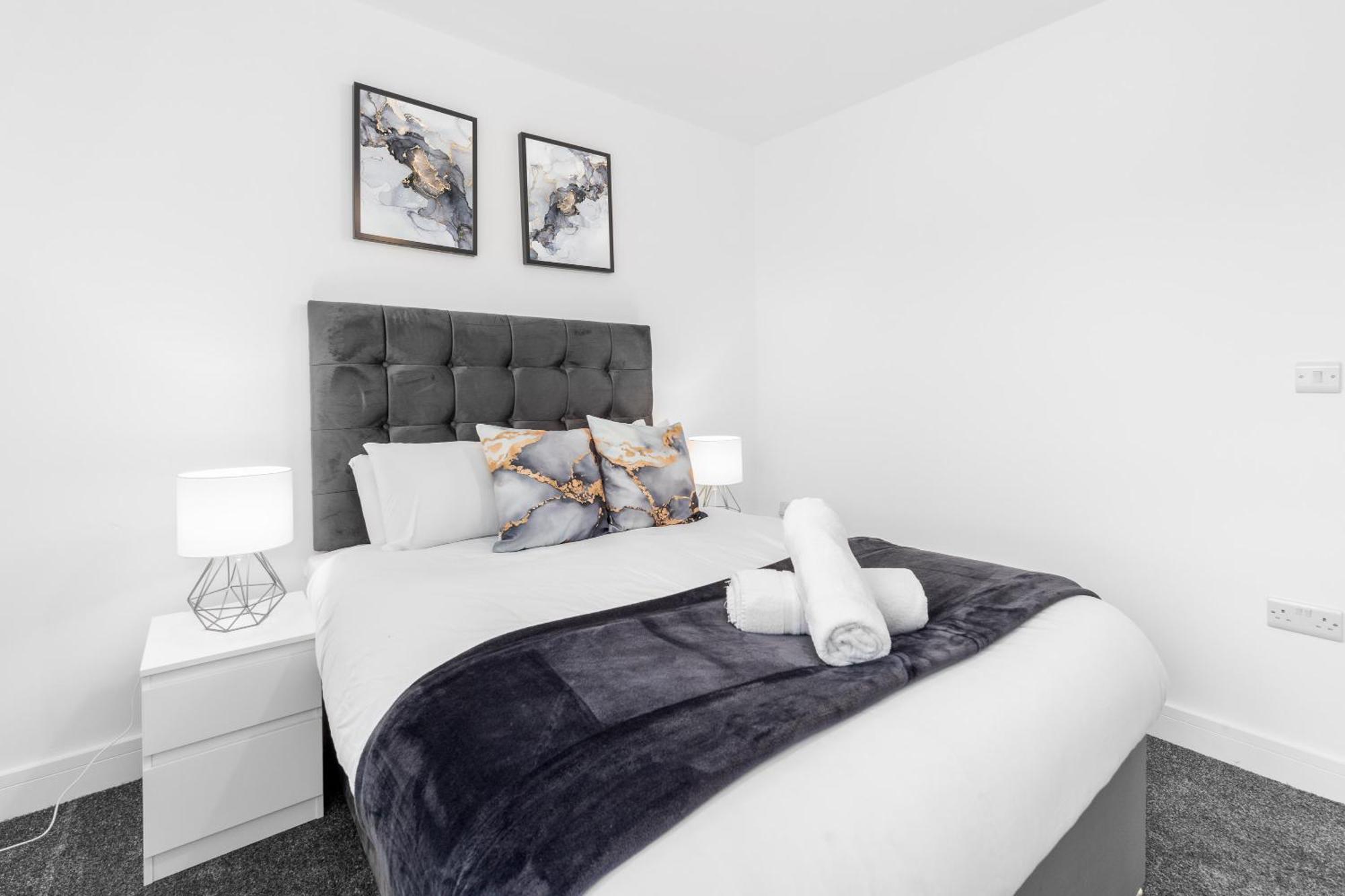 Stylish 2 Bedroom - Balcony - Secure Parking - Rated - 5mc Appartamento Birmingham
